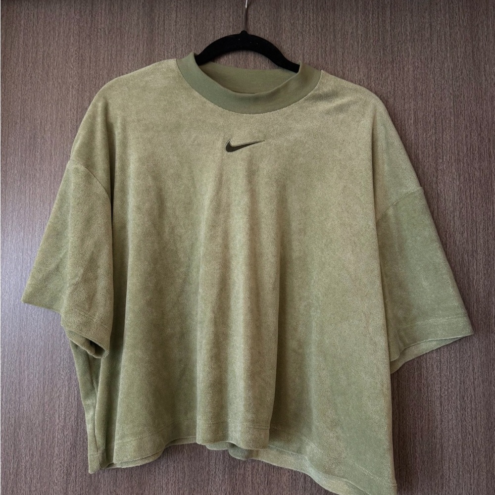 Nike Sage Green Women's Short Sleeve Tee